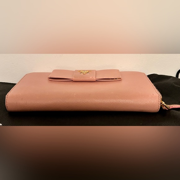 Prada Saffiano Fiocco Bow Zippy Long Wallet in the color Orchidea. With COA - Picture 5 of 15